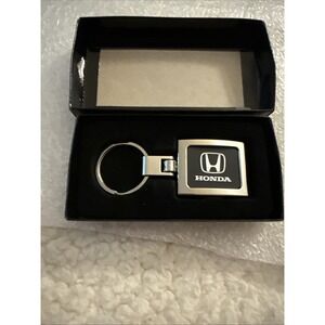 New Honda Keychain Key Ring Holder logo. DCH HONDA OF NANUET NEW YORK